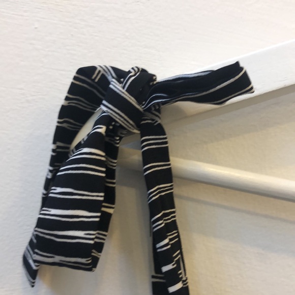 Eve Lavoie top - made in Montreal. - Picture 2 of 6